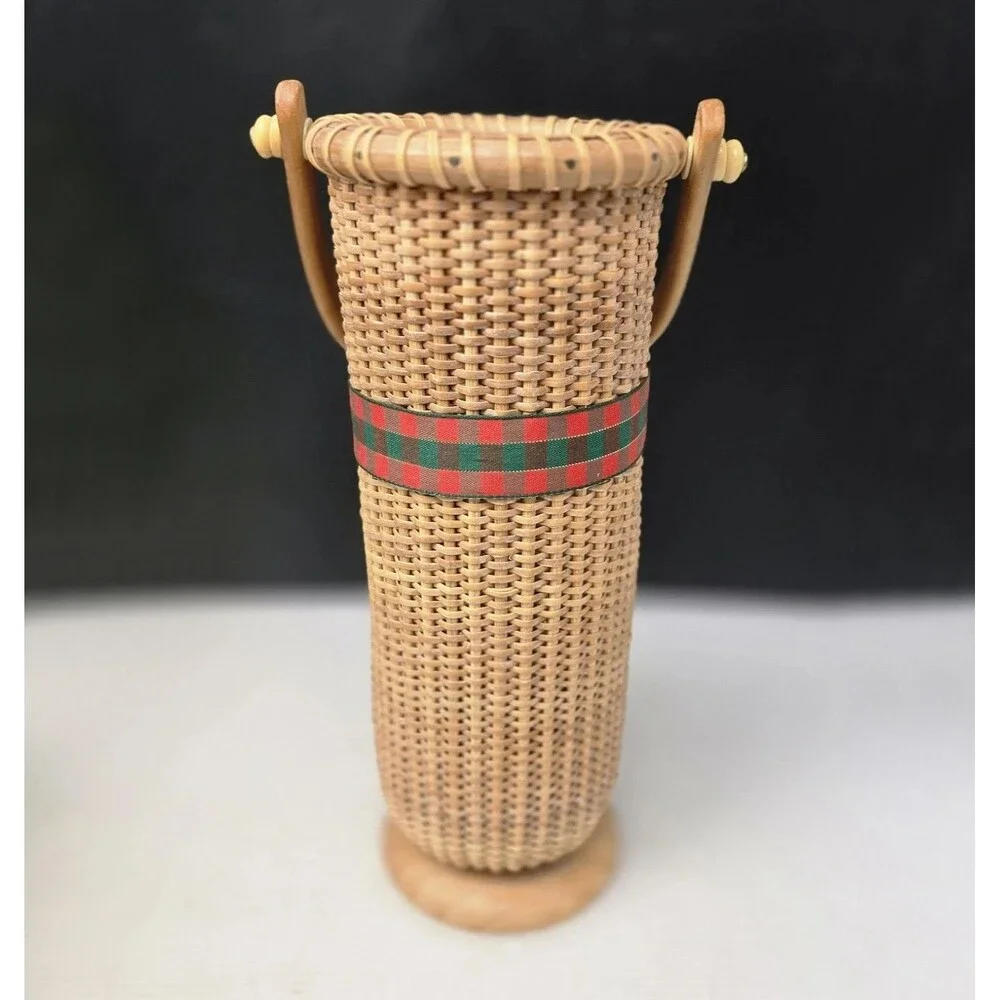 Vintage Nantucket Lightship Style Woven Wine Basket Carrier Cylinder Vase 11